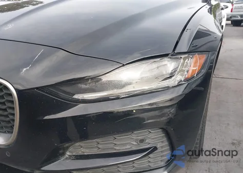 2020 Jaguar Xe S Rwd Automatic z USA, uszkodzony, nr VIN SAJAE4FX0LCP60631